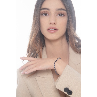 Bracciale alternato in oro bianco 18k con 21 zaffiri blu ovali e 24 diamanti, cm 18