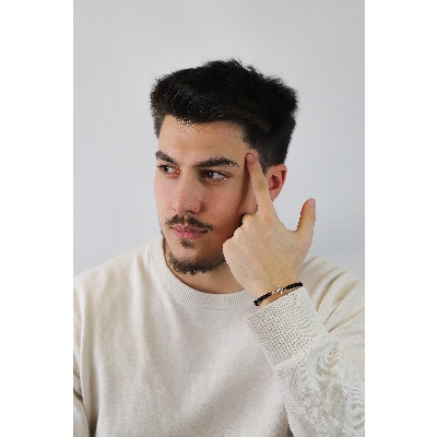 BRACCIALE uomo CON CROCE IN BRILLANTI, TESSUTO NERO.