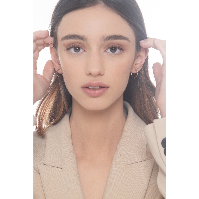 18k white gold earrings with diamonds 