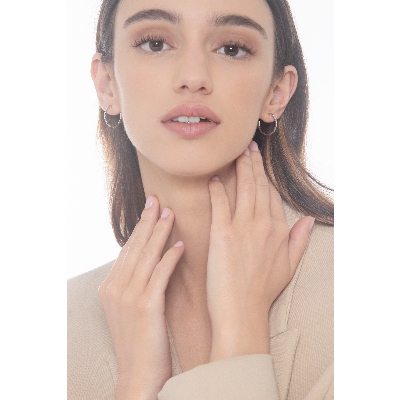 Earrings in white gold 18k with diamonds, 19.5 mm