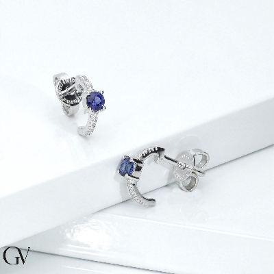 18k white gold earrings with blue sapphires and diamonds