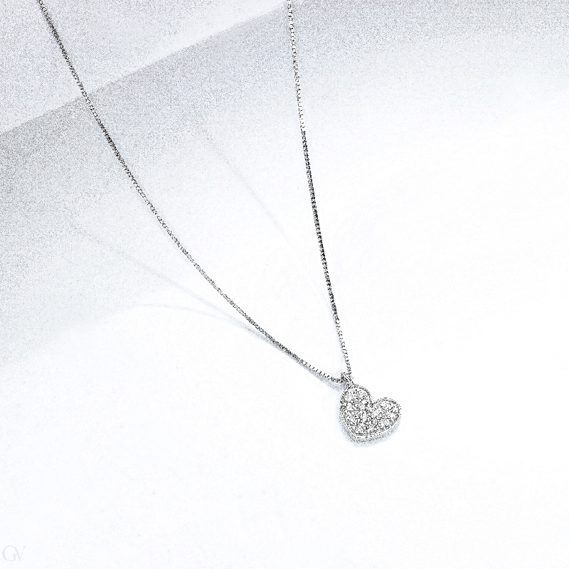 Necklace in white gold 18k with diamonds heart, 0.78x0.70 cm