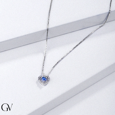 Necklace with heart charm in white gold 18k with blue sapphire and diamond