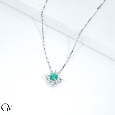 Emerald and diamond necklace
