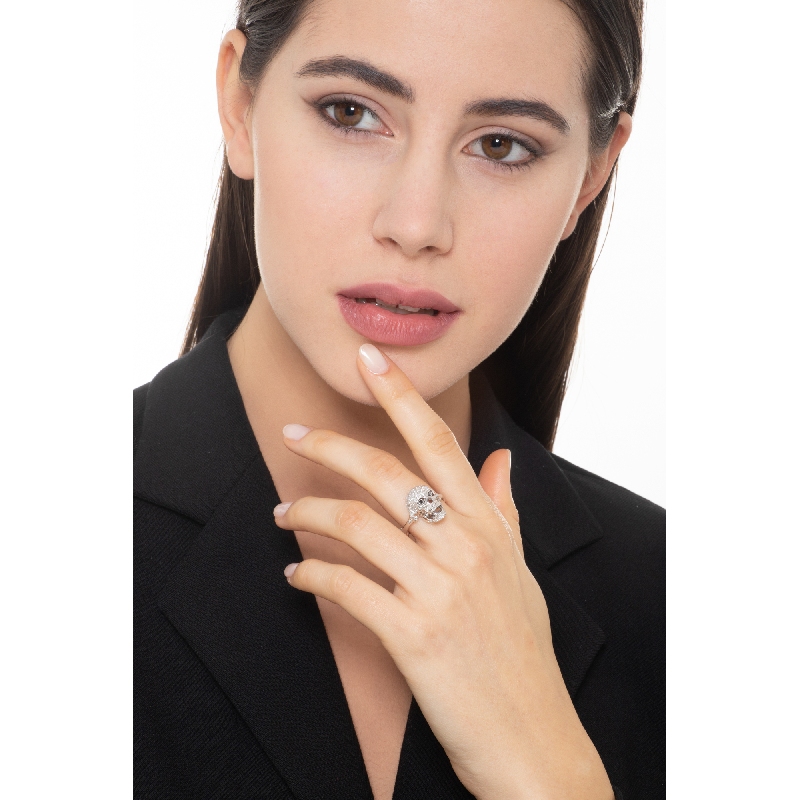 Anello teschio in oro bianco 18k con diamanti bianchi e neri