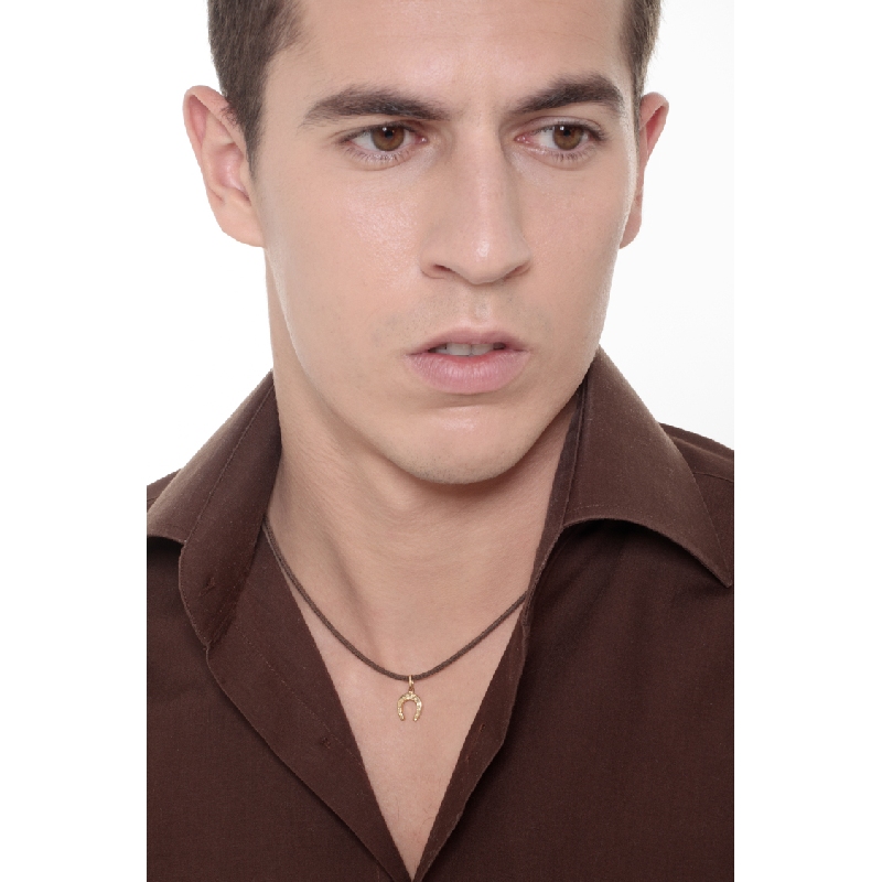 18k yellow gold horseshoe pendant