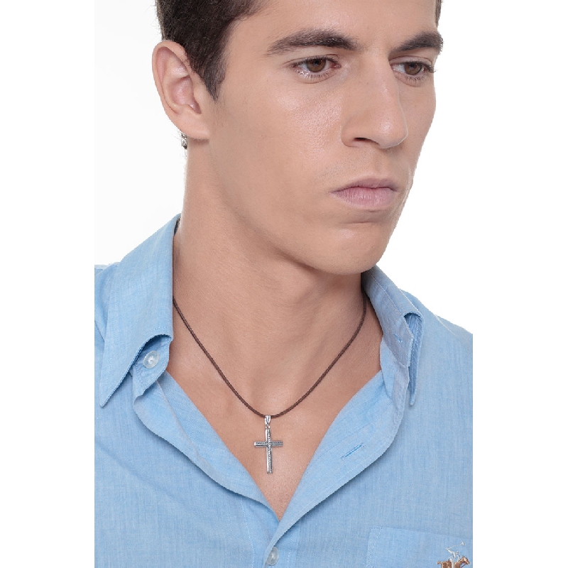 Ciondolo Croce in oro bianco 18k diamantato.