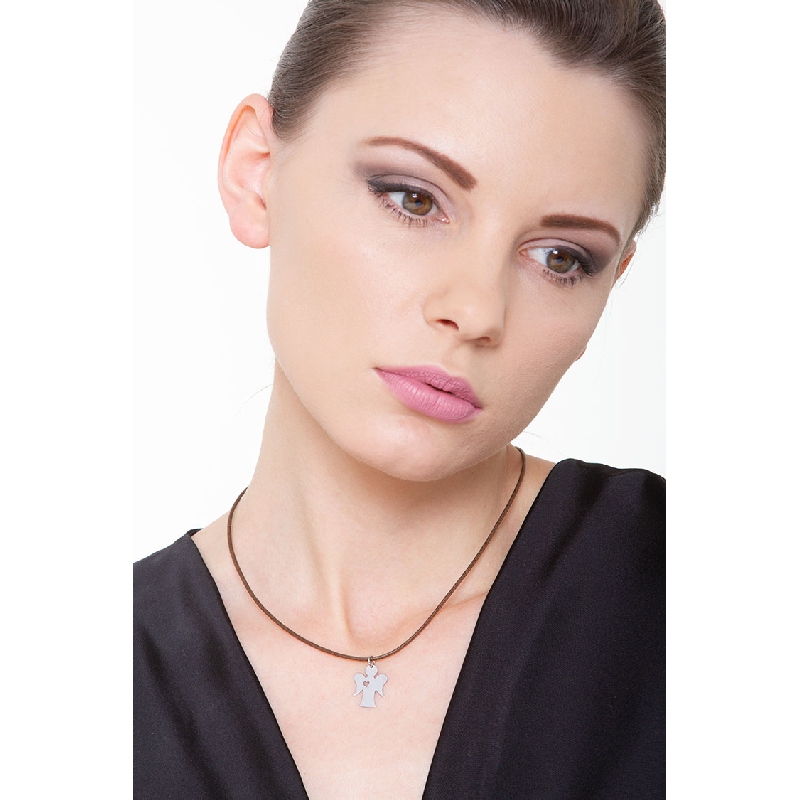 18k white gold angel pendant with perfored heart