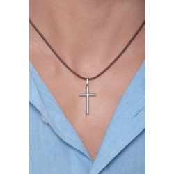 Cross pendant in 18k white gold  2