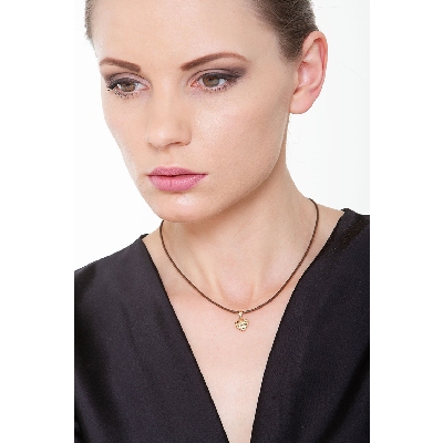 Diamond cut heart pendant in 18k yellow gold