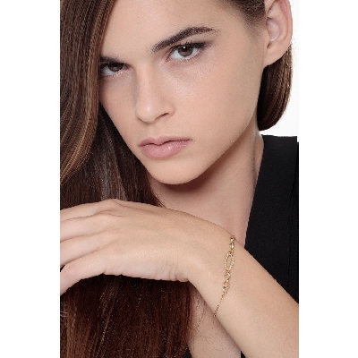 Bracelet with infinity symbols in 18k yellow gold