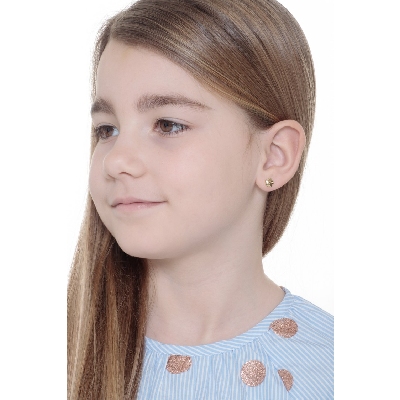 Flower stud earrings in 18k yellow gold