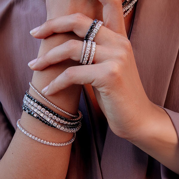 Come scegliere la lunghezza ideale per un bracciale tennis