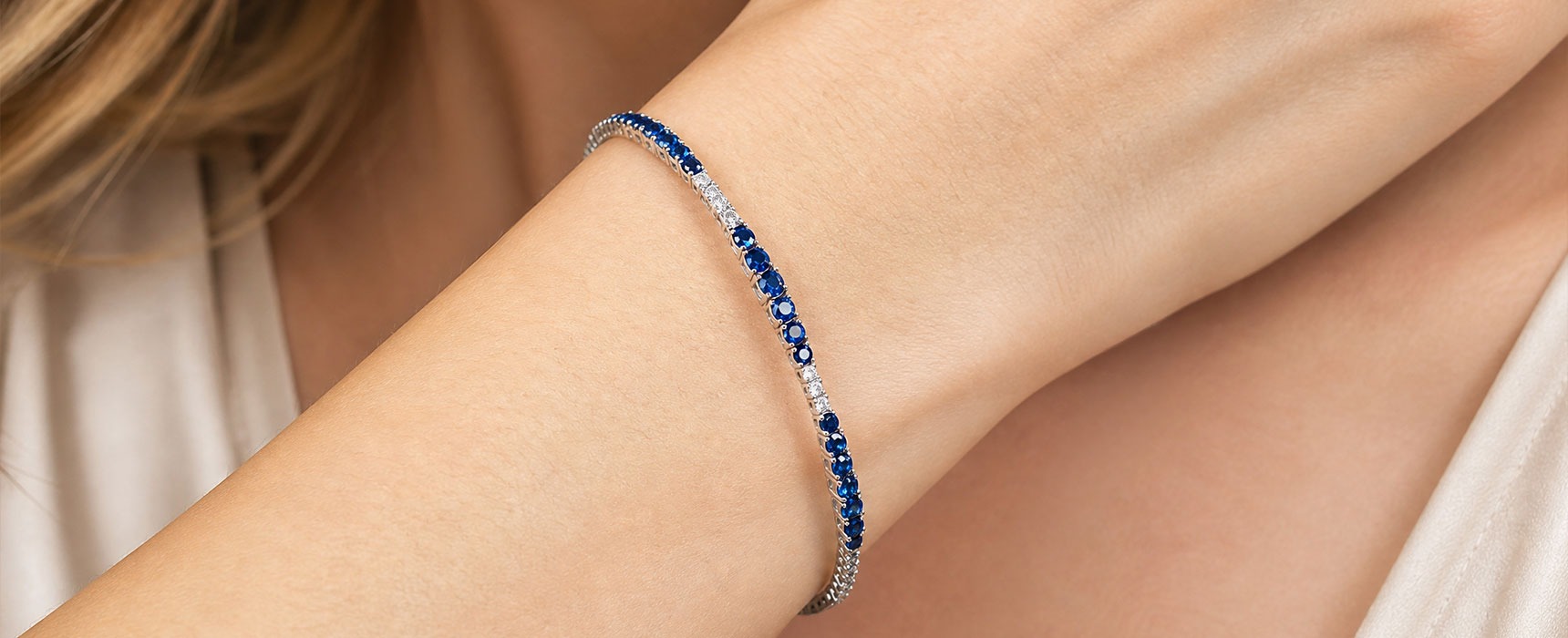 Come scegliere la lunghezza ideale per un bracciale tennis